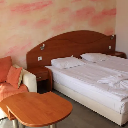 Elegant Ξενοδοχείο