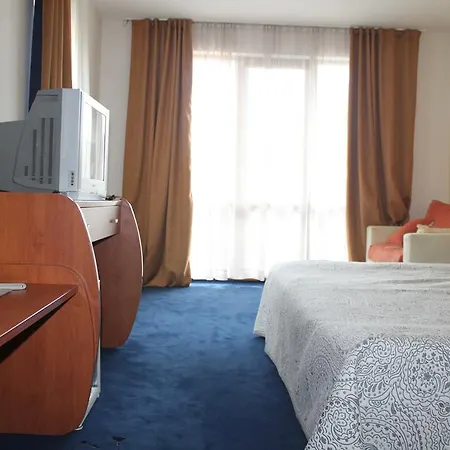 Elegant Hotel 3*